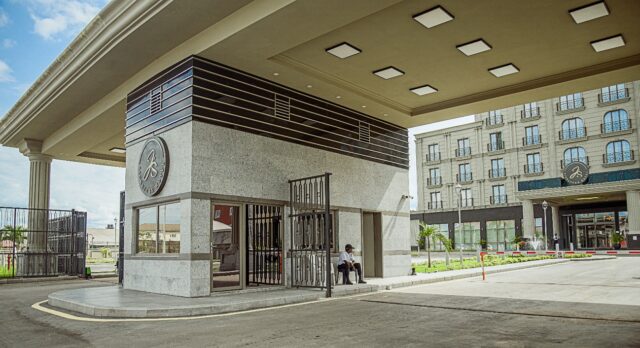 Signature Hotel